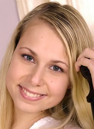 Adorable Blonde Teen Getting Off W Dildo